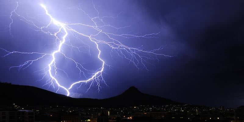 آسمانی بجلی کے مطلق دلچسپ معلومات